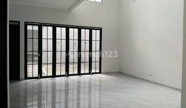 Dijual Rumah bagus terawat di Batununggal 1