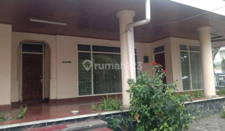 Dijual Rumah di jalan Riau 2