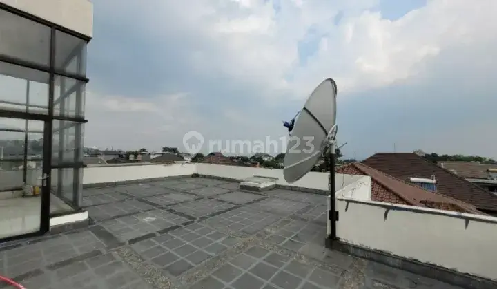 Dijual Rumah Siap Huni Terawat di Setra Sari 1