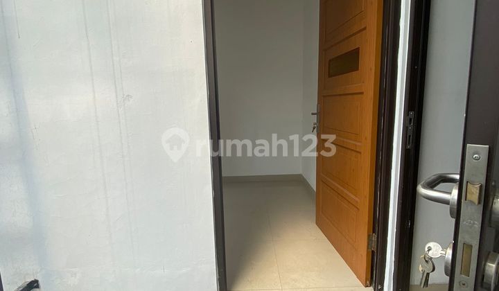 House for sale in Turangga.