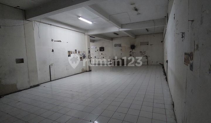 Dijual Rumah Bisa Buat Produksi/ Gudang Di Kembar