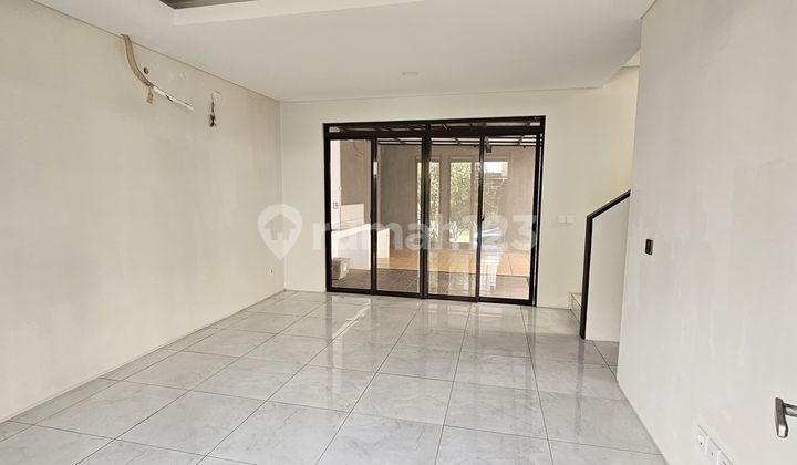 Dijual Rumah 2 Lantai Kbp Simakirana 