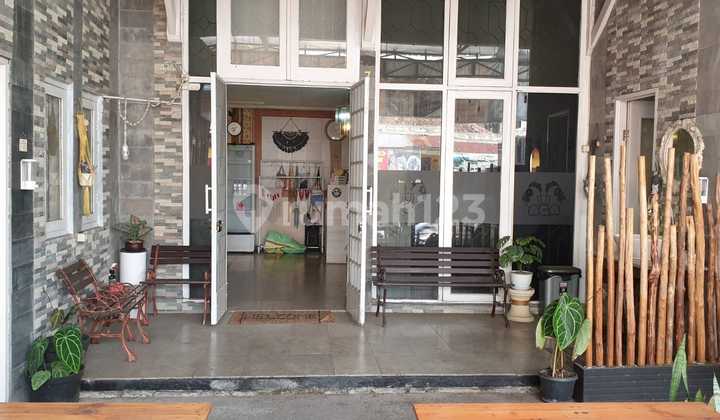 For Quick Sale: Unique 2-in-1 House, Suitable for Business/Homestay in Cimahi