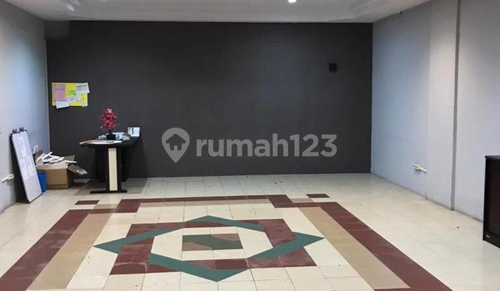 Ready-to-Occupy Business Space on Wastukencana Main Road 1