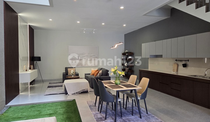 Dijual Rumah Baru Bagus Full Furnished Di Mekar Wangi 2