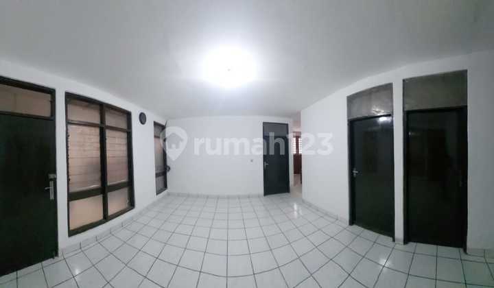 Rumah Baru Lokasi Nyaman Di Komplek Pharmindo