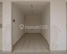 di Springlake Davalia Summarecon Bekasi, Bekasi 7