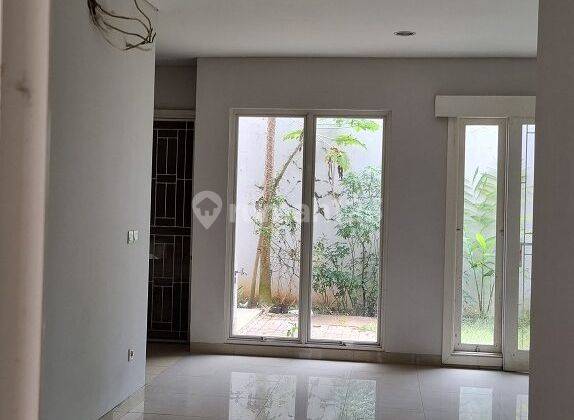 Rumah Hook Cluster Maple Summarecon Bekasi 2