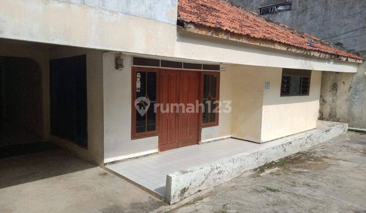 Rumah Bangunan Lama Tebet Asem Baris Jakarta Selatan 2