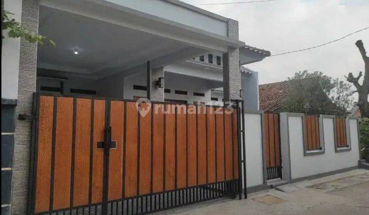 Rumah Siap Huni di Lambang Sari Depan Pasar Modern Grand Wisata 2