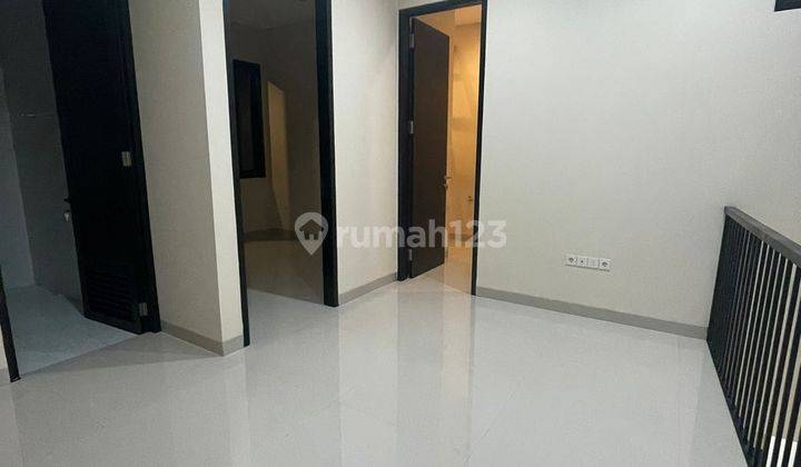 Rumah Baru Semi Furnish Siap Huni di Jatibening Bekasi 2