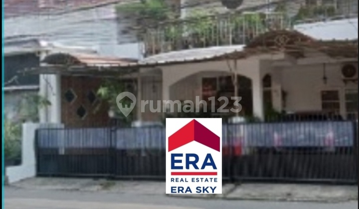 Rumah Luas 2 Lantai 5 Kt Jual Cepat di Galaxy Bekasi