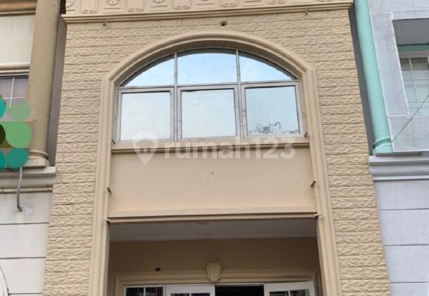 Ruko 3 Lantai Lokasi Strategis di Grand Galaxy Bekasi Selatan Ruko 3 Lantai Lokasi Strategis di Grand Galaxy Bekasi Selatan