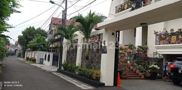 Dijual Rumah Furnished di Pondok Kelapa Duren Sawit Jakarta Timur