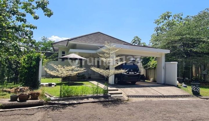 Rumah Dengan Fasilitas Kolam Renang Di Bukit Golf Sentul City Bogor Rumah Dengan Fasilitas Kolam Renang Di Bukit Golf Sentul City Bogor