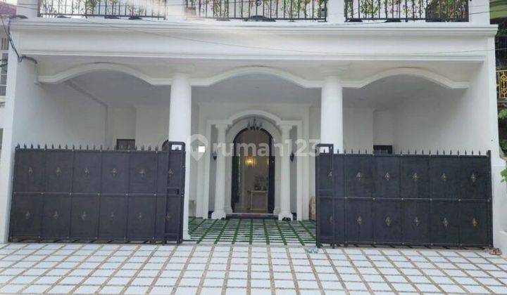 Rumah Baru Furnish & Swimming Pool Di Pondok Indah Jakarta Selatan 1