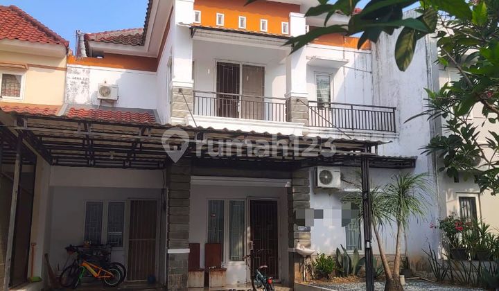 Neat and Ready to Live In House in Villa Pekayon, South Bekasi