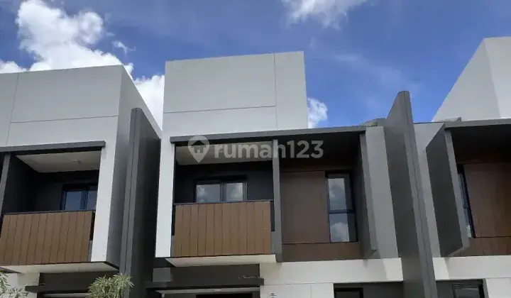 Rumah Cluster Summarecon Crown Gading Nempel Harapan Indah 1