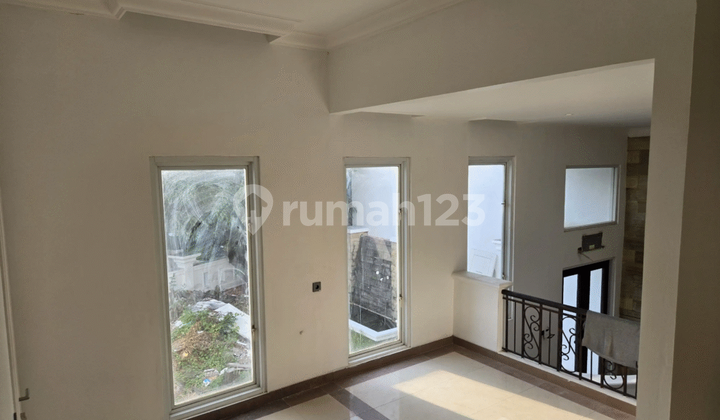 Rumah Mewah Hook Di Cluster Royal Gading Mansion Kelapa Gading Rumah Mewah Hook Di Cluster Royal Gading Mansion Kelapa Gading