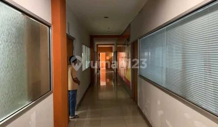 Dijual gedung kantor meruya jak bar 9