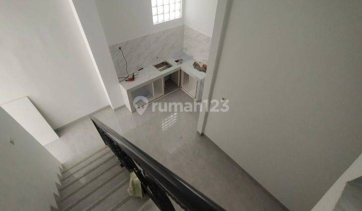 DiJual Rumah Bangunan Baru Modern Minimalis Boulevard harapan indah Bekasi 2