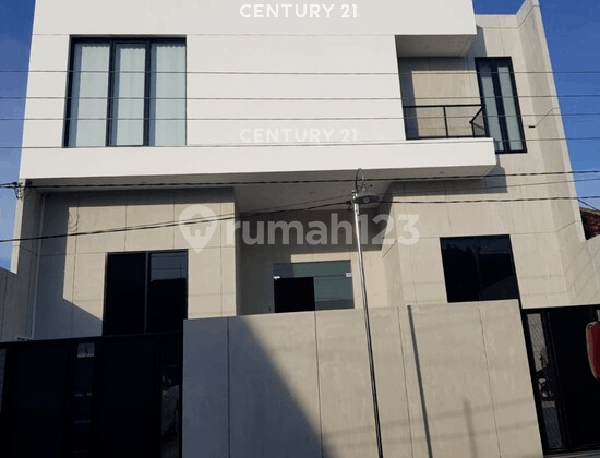 Rumah Kantor Tipe Minimalis di Tanah Mas Raya 2