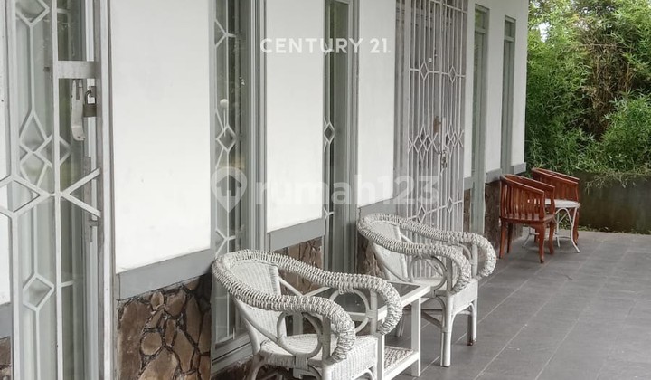 Villa With Extensive Land Scenic Atmosphere In Rancabali Bandung 2