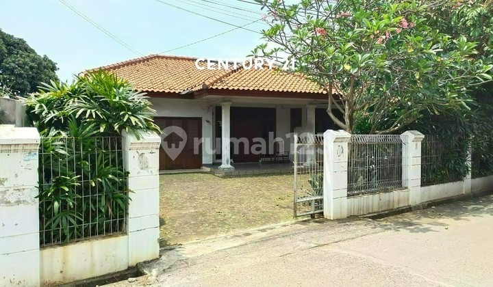 Rumah 1 Lantai Halaman Luas Bintara Bekasi 7827