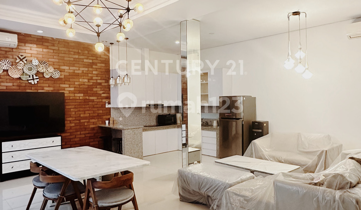 Rumah Minimalis Elegan di Menteng dengan Kolam Renang Indoor