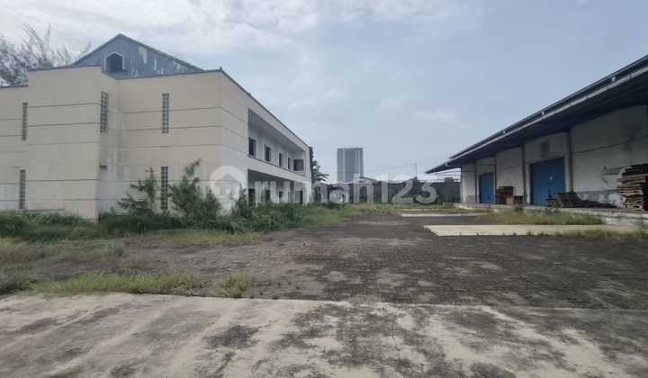 Large Warehouse, Spacious Land, Strategic Location, Rawalumbu, Former City Large Warehouse, Spacious Land, Strategic Location, Rawalumbu, Former City