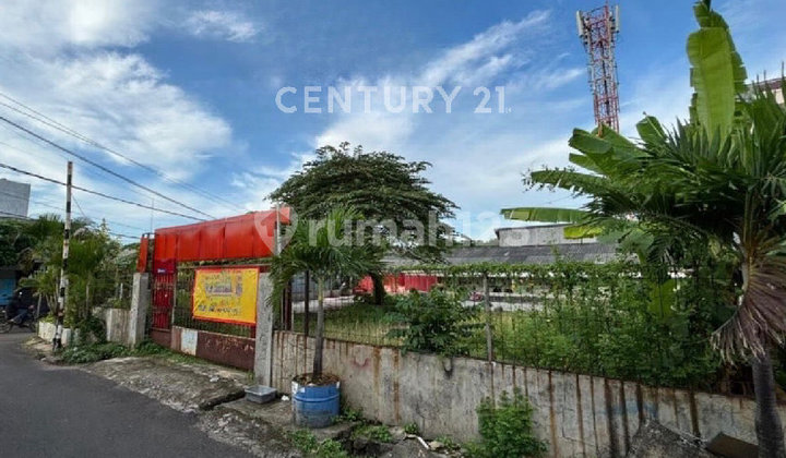 Large Land in Srengseng Wing, West Jakarta