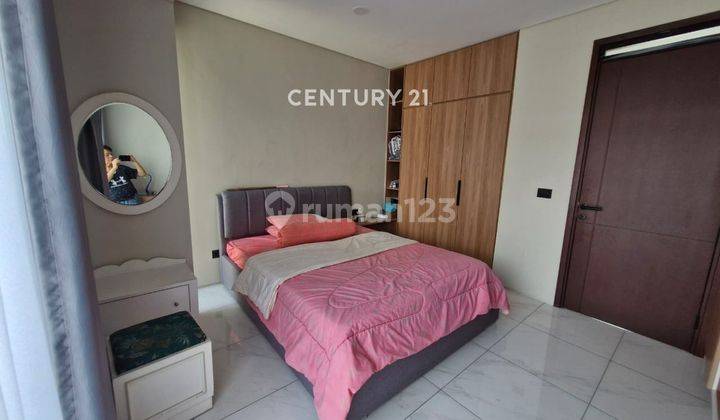 Rumah Full Furnished Hadap Utara SHM Di Kota Baru Parahyangan 2