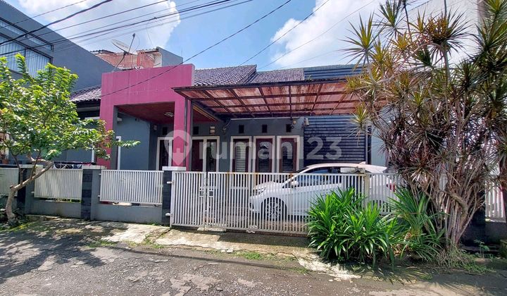 Rumah Dekat Pintu Tol Sawangan, Aman Banjir, Strategis,depok 2