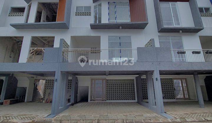 Dijual Rumah 3 Lantai, Strategis dekat Cinere Mall (B) 2