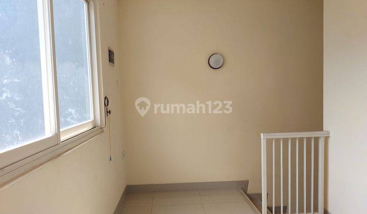 Dijual Rumah 2 Lantai, Siap Huni Dekat Gerbang Tol Krukut,Cinere 2