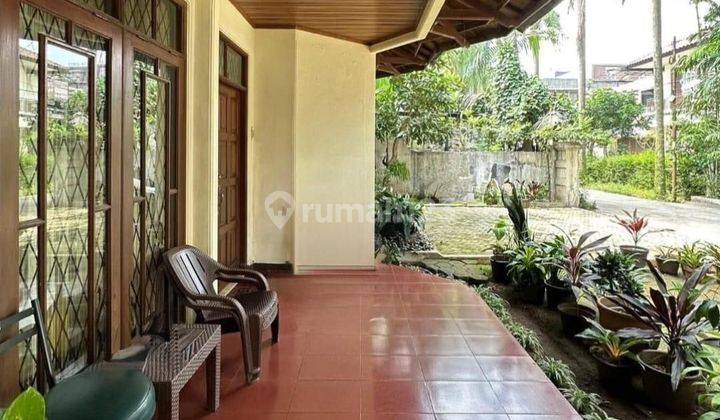 Rumah Lama Terawat 2 Lantai Lokasi Andara, Jakarta Selatan 1