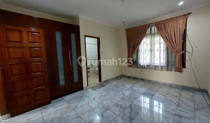 Rumah 2 Lantai Lokasi Puri Cinere, Dekat Jakarta Selatan 2