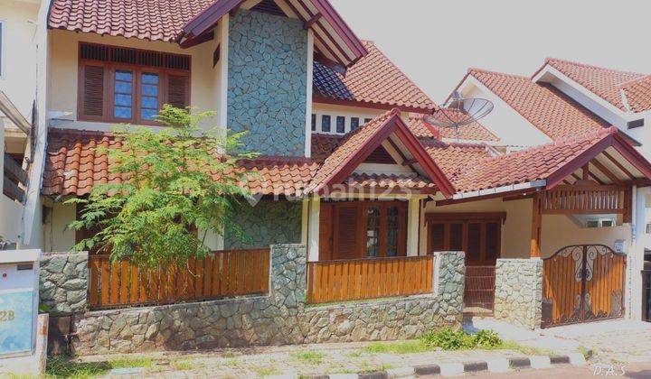 Dijual Rumah 2 Lantai Siap Huni Lokasi Perumahan Puri Cinere 1