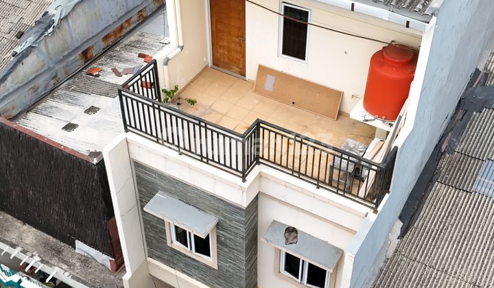 Tanjung Duren House, Car Accessible Alley 1 Tanjung Duren House, Car Accessible Alley 1