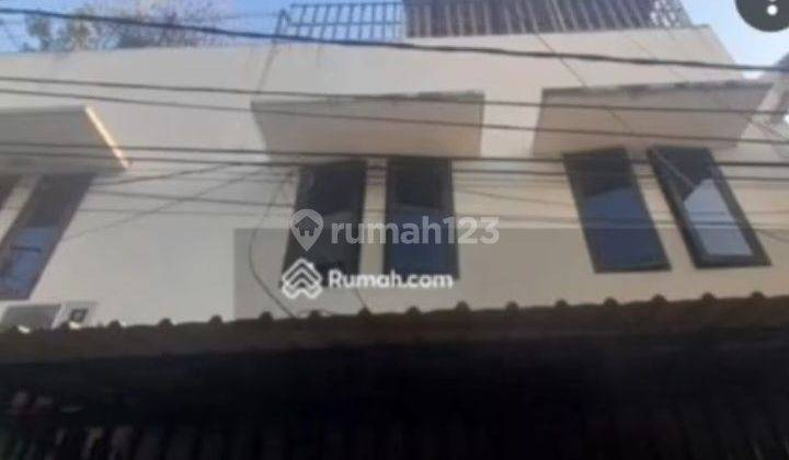 Rumah di Tanjung Duren 3 Lantai Gang 1 Sedan  1