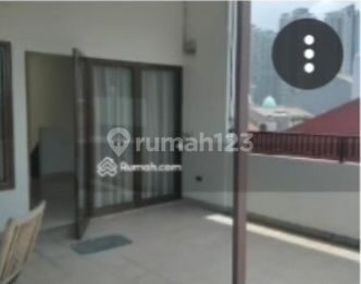 Rumah di Tanjung Duren 3 Lantai Jalan 2 Mobil 2
