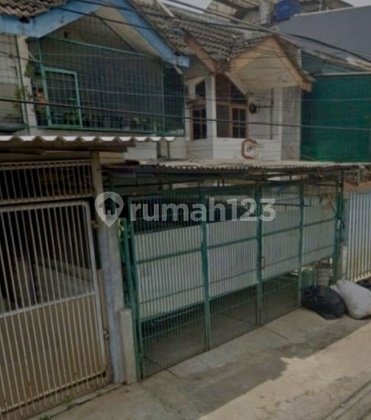 Rumah Tua Kedoya Jalan 2 Mobil Carport 2 Mobil