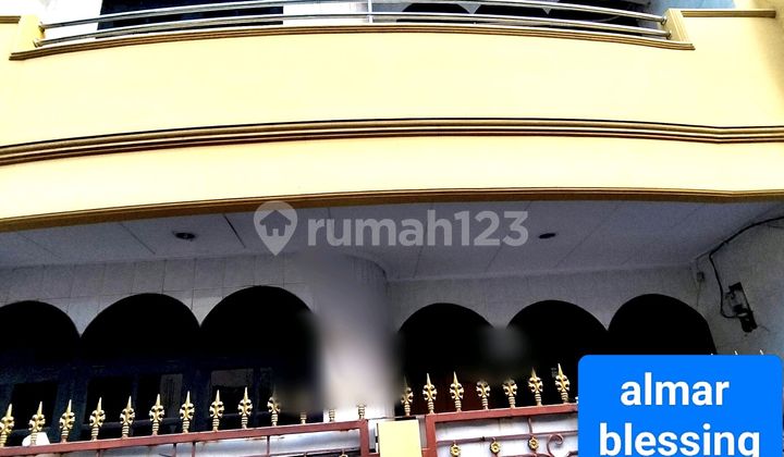 Rumah Tanjung Duren Gang 2 Motor