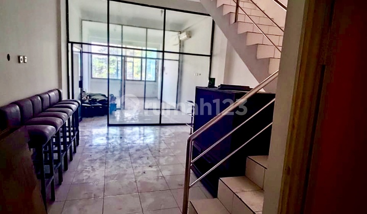 Strategic Tanjung Duren Shop House, 2-Car Street