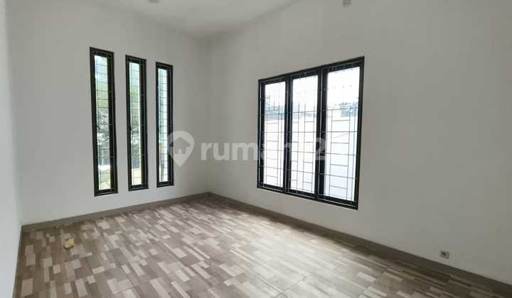 Tanjung Duren Rental House 2 Car Road Tanjung Duren Rental House 2 Car Road