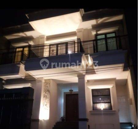 Rumah Bagus di Sunrise Garden Jalan 2 Mobil 1