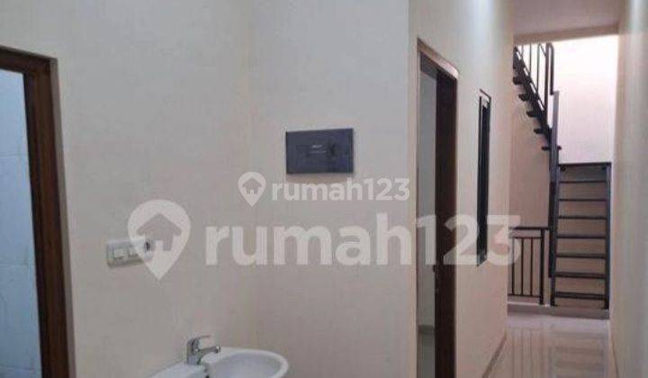 Rumah Baru Tanjung Duren 3 Lantai 2