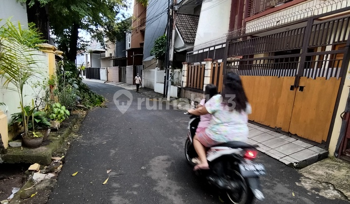 Rumah Second Duri Kepa 119 Meter Persegi 2