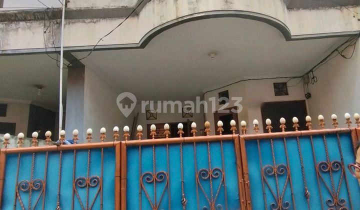 Second House Alley 1 Car Carport 1 Car