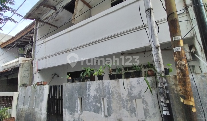 Rumah Tanjung Duren 55 M2 Layak Huni Gang 2 Motor